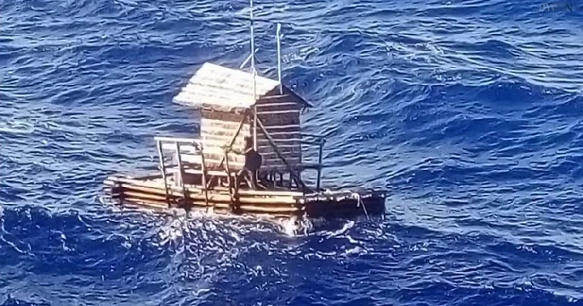 หนุ่มอินโดฯ ลอยเคว้งกลางทะเล 49 วัน เคราะห์ดีรอดตาย มีเรือผ่านมาช่วย