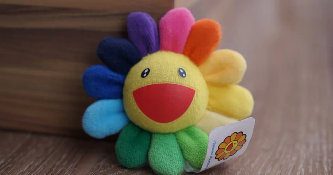 “ดอกมุราคามิ” ศิลปะที่มีเอกลักษณ์ สู่แฟชั่นราคาหลักแสน