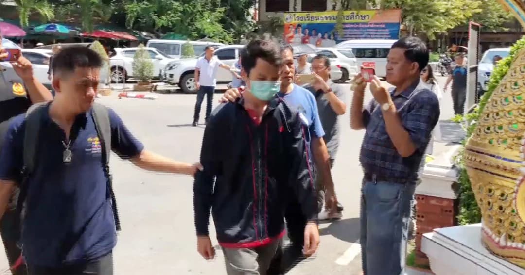 จับแล้ว! โจรขโมยรองเท้าราคาแพง นทท.วัดดังเชียงใหม่