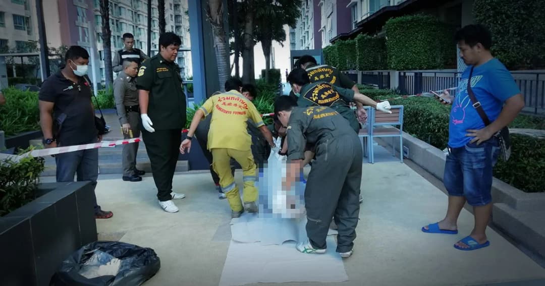 สาวป่วยโรคซึมเศร้า เปลือยกายปีนหน้าต่างดิ่งคอนโดดับ