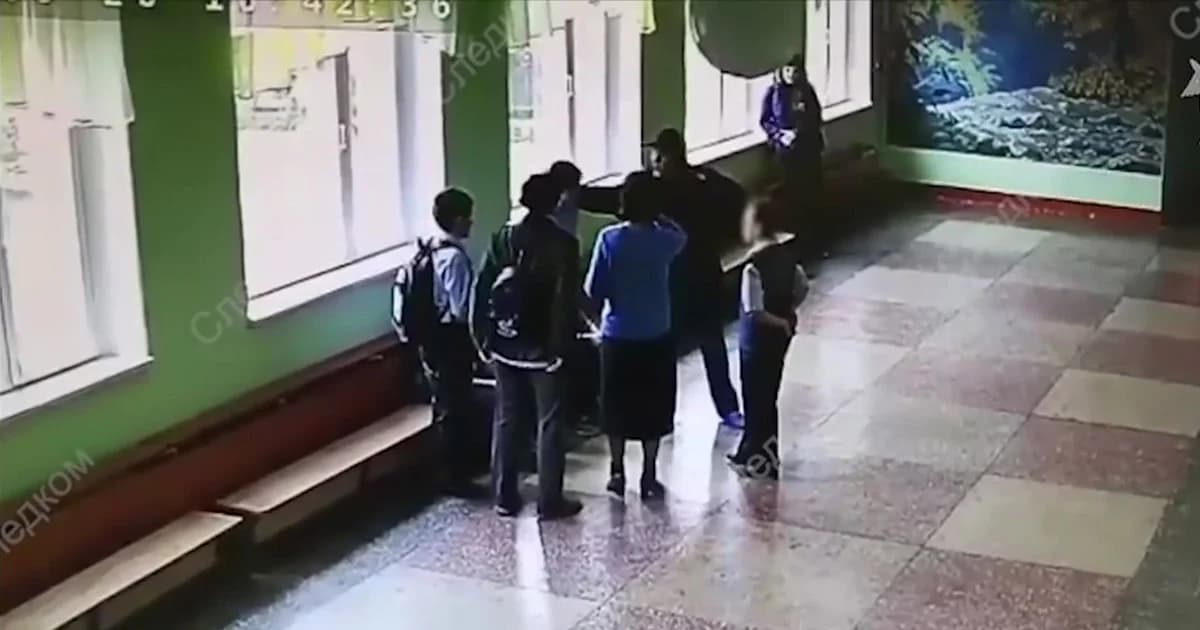 พ่อแค้นแทนลูก! ต่อยเด็ก ป.5 เพราะไปแกล้งลูก ป.2