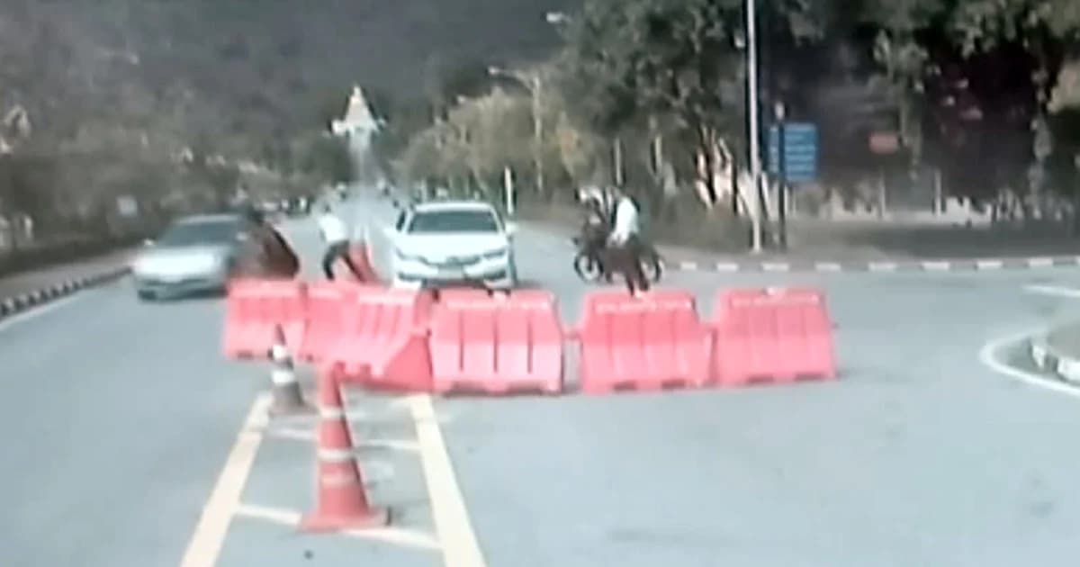 อธิการบดีใจเด็ด ซิ่งรถขวางเก๋งโจร ขโมยหมวกกันน็อกนักศึกษา