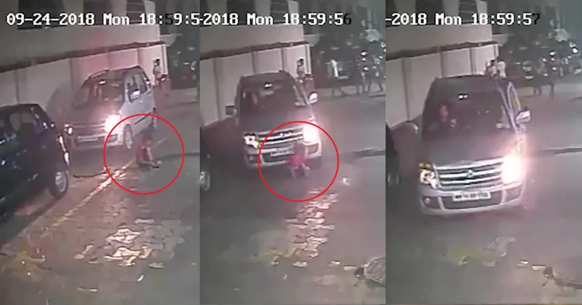 เด็กอินเดียก้มผูกเชือกรองเท้า คนขับมองไม่เห็น พุ่งชนทับเต็มๆ