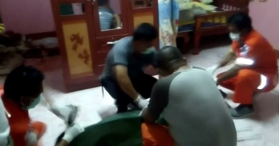 โคราช หนุ่มคลั่งไสยศาสตร์ ใช้มีดพร้าฆ่าลูกพี่ลูกน้องโหด