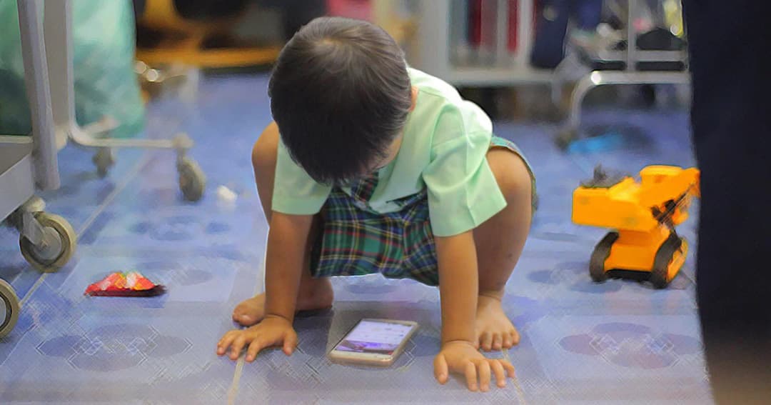 ปัญหาสุขภาพตาของเด็กยุคดิจิทัล ปัญหาที่พ่อแม่ต้องใส่ใจ
