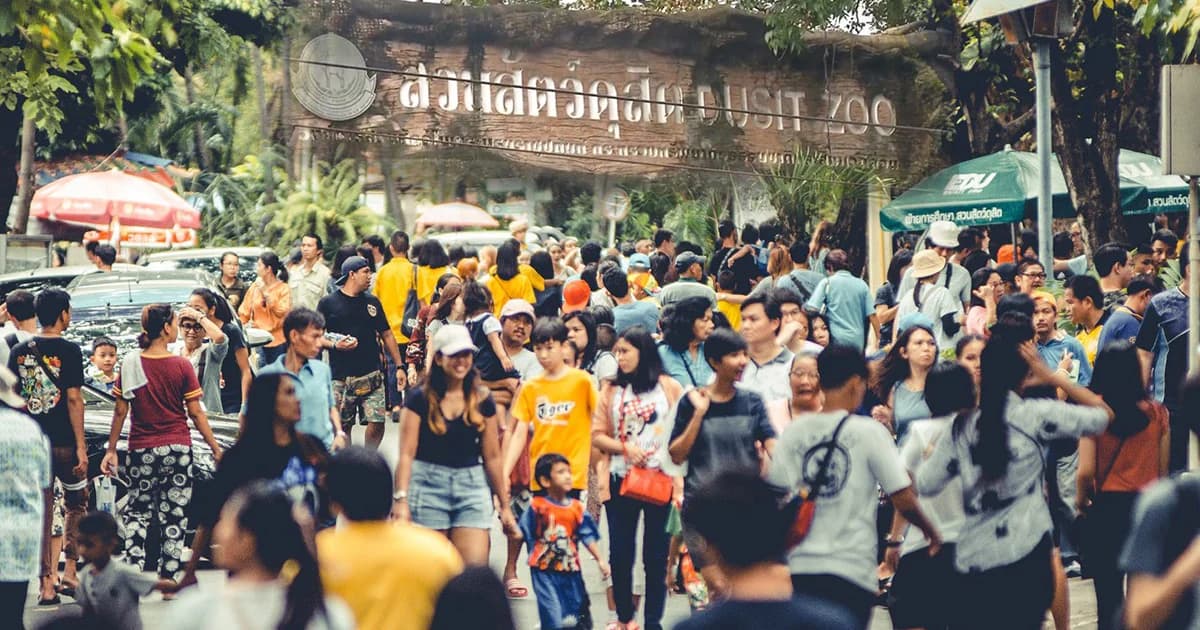 ปชช.พากันไปเที่ยวสวนสัตว์ดุสิตวันสุดท้าย ก่อนย้ายไปปทุมธานี