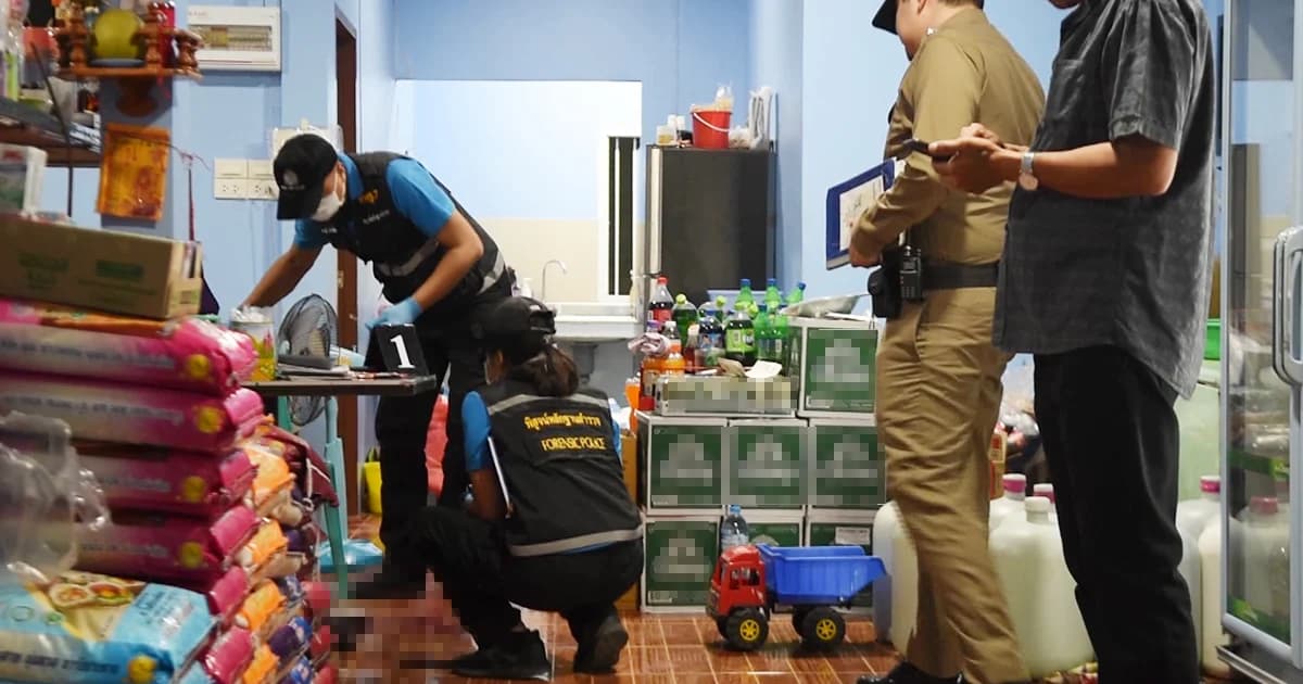 สุดโหด! ชาย 6 คน บุกบ้านรุมทำร้าย-ใช้มีดฟันพ่อดับ แม่สาหัส ลูกวัย 13 รอด