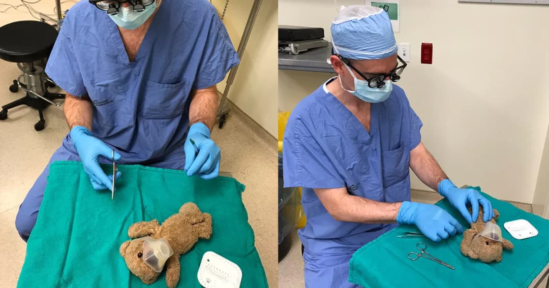 คุณหมอผ่าตัด “ตุ๊กตาหมี” ตามคำขอผู้ป่วยเด็ก