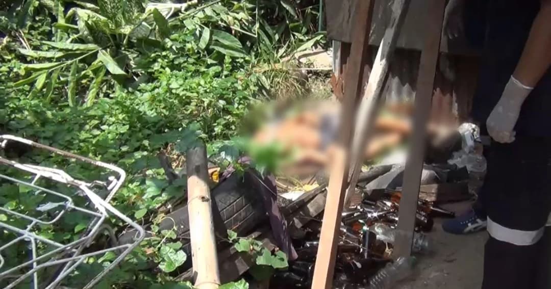 หนุ่มขี้เมานอนเสียชีวิตคาขวดเหล้า คาดพิษสุราเรื้อรัง