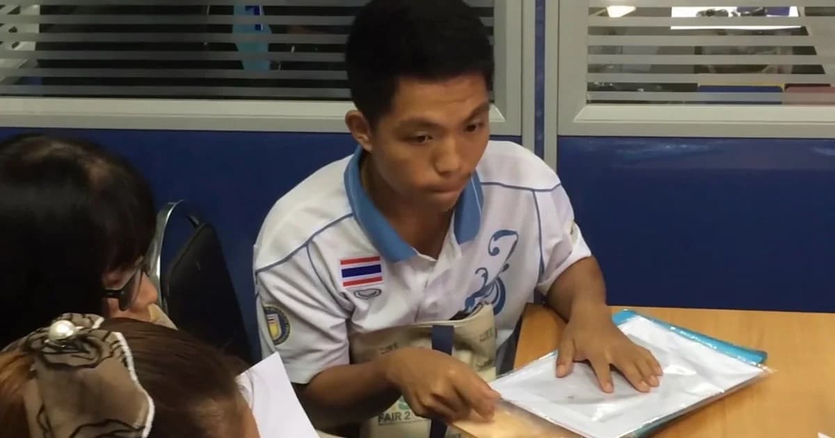 “หม่อง ทองดี” ทำบัตรประชาชนเป็นคนไทยโดยสมบูรณ์วันนี้