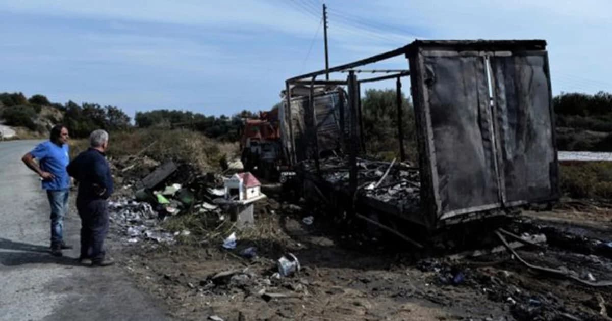 รถขนแรงงานเถื่อนชนสนั่นสิบล้อในกรีซ เสียชีวิต 11 ราย