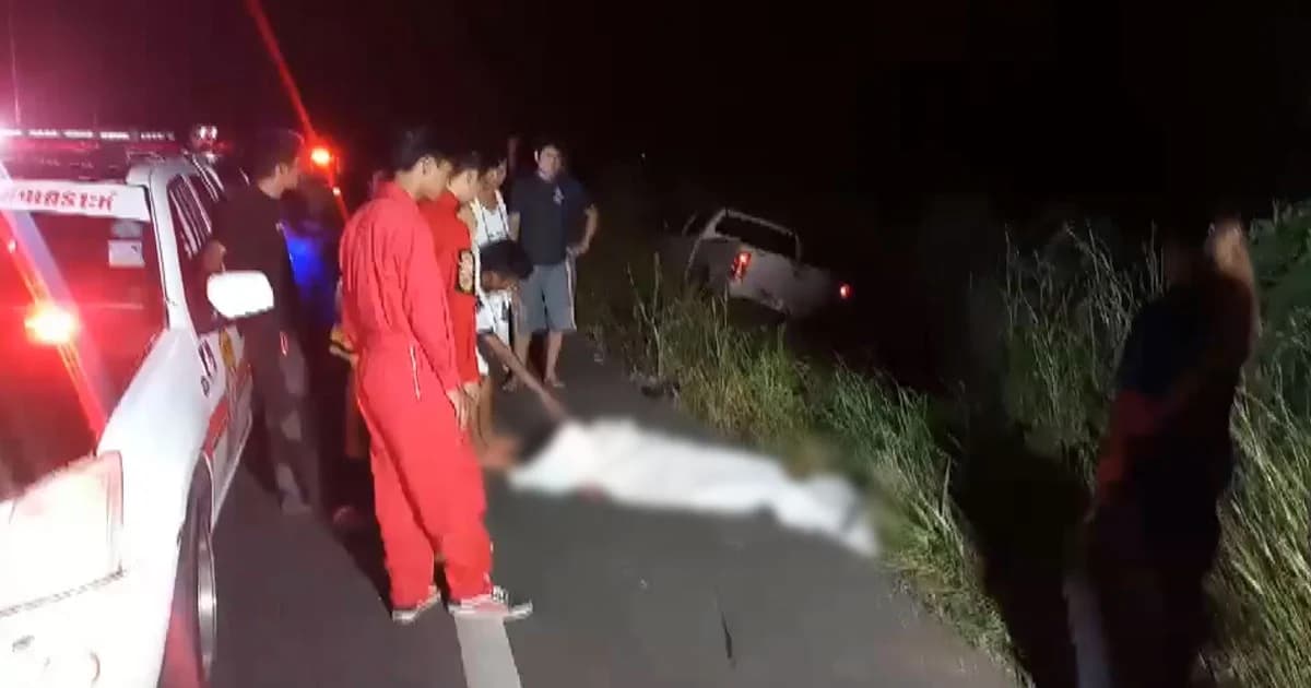 กระบะชน จยย.คนขับกระเด็น รถเก๋งสวนมาเสยซ้ำดับสยอง !