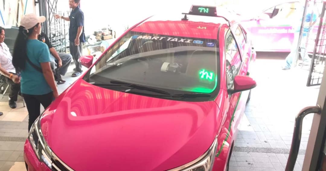 วิธีสังเกต “TAXI OK” แค่ดูไฟว่างสีเขียว-โป๊ะหลังคา ไม่พอ!