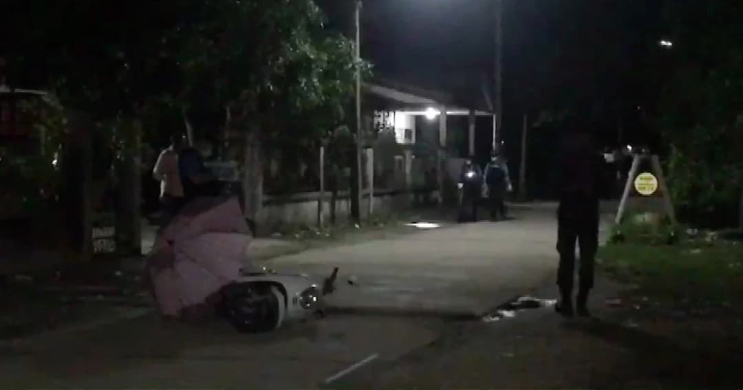 ปัตตานี คนร้ายควงอาก้ายิงถล่ม กำนันต.ตะลุโบะ เจ็บ ชาวบ้านถูกลูกหลงเจ็บ 1 ราย