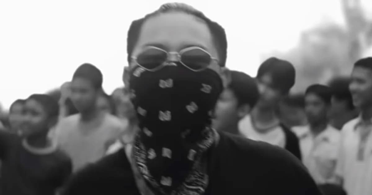 จำกัดอายุดูMVประเทศกูมี-ยอดวิวเกิน23ล้าน “ศรีวราห์” แจ้งจับ4เพจหมิ่น