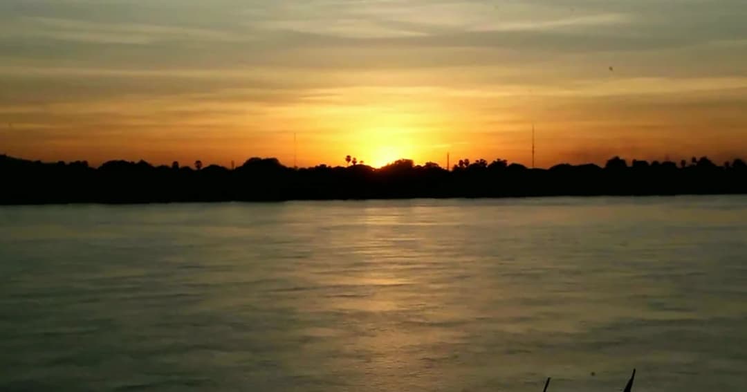 นครพนมหนาวสุดรอบปี! 19 องศา ริมโขงคึกคัก คนแห่ออกกำลังกาย