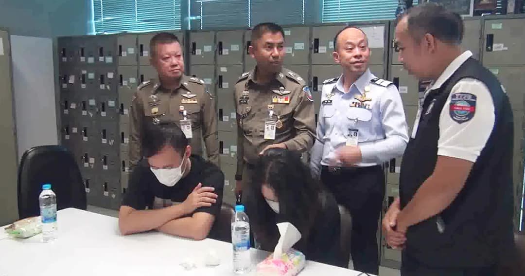 รวบ 2 คนจีน ฉกกระเป๋าเดินทาง นทท. ยี่ห้อหรู ในสุวรรณภูมิ