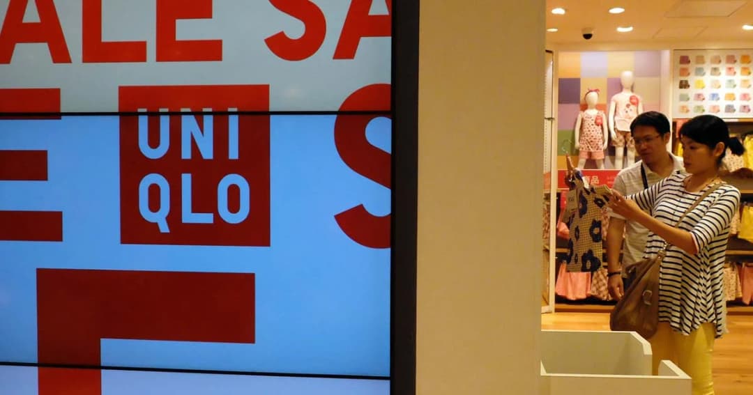 คนงานตัดเย็บเสื้อยูนิโคล่ในอินโดประท้วงโดนเบี้ยวค่าจ้าง