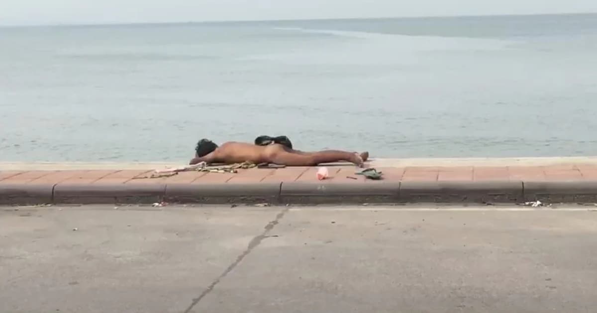 แฟนทิ้งเมาเหล้าเปลื้องผ้าโชว์ริมหาด