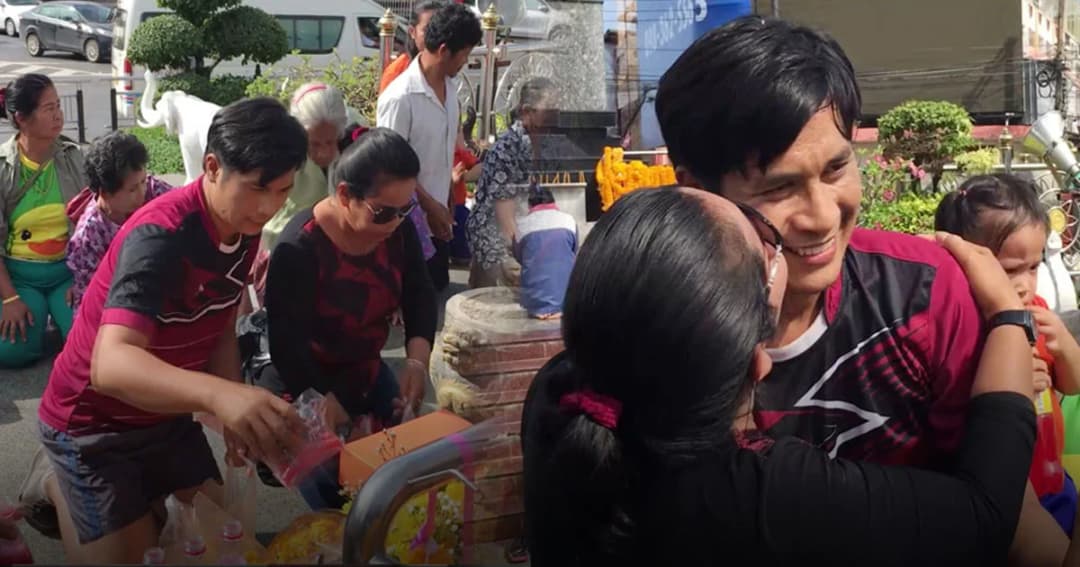 ผัวเมียดวงเฮง ! ถูกหวย 90 ล้าน วิ่งแก้บนกรมหลวงประจักษ์ฯ งวดหน้าขออีก 180 ล้าน