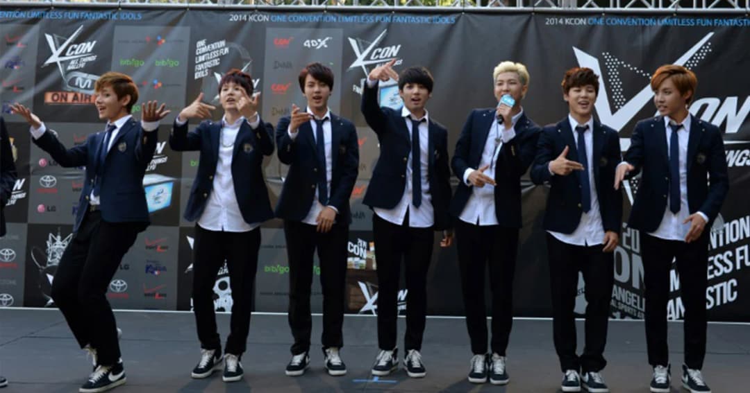 ทีวีญี่ปุ่นยกเลิกโชว์ BTS หลังสมาชิกใส่เสื้อฉลองวันทิ้งระเบิดนิวเคลียร์