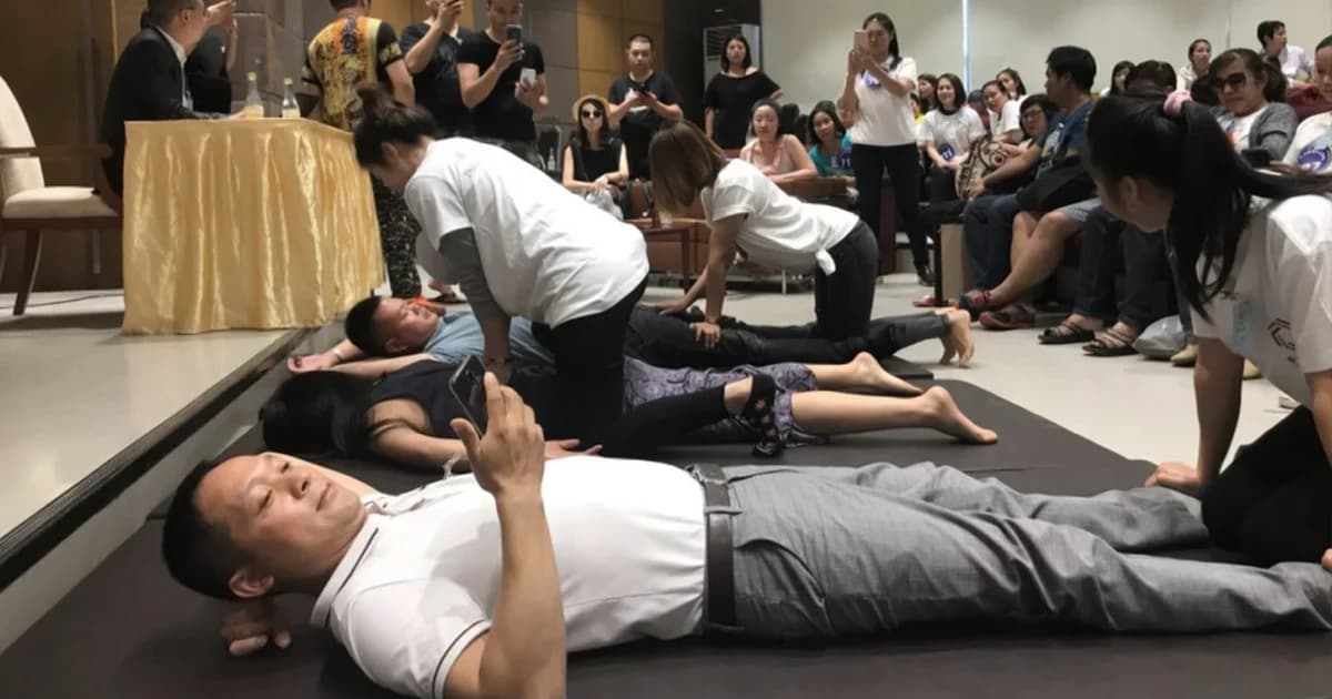 เช่าห้องหรูเปิดคัดหมอนวดไทย แก๊งจีนบอกไม่ผิดศึกษากฎหมายมาแล้ว