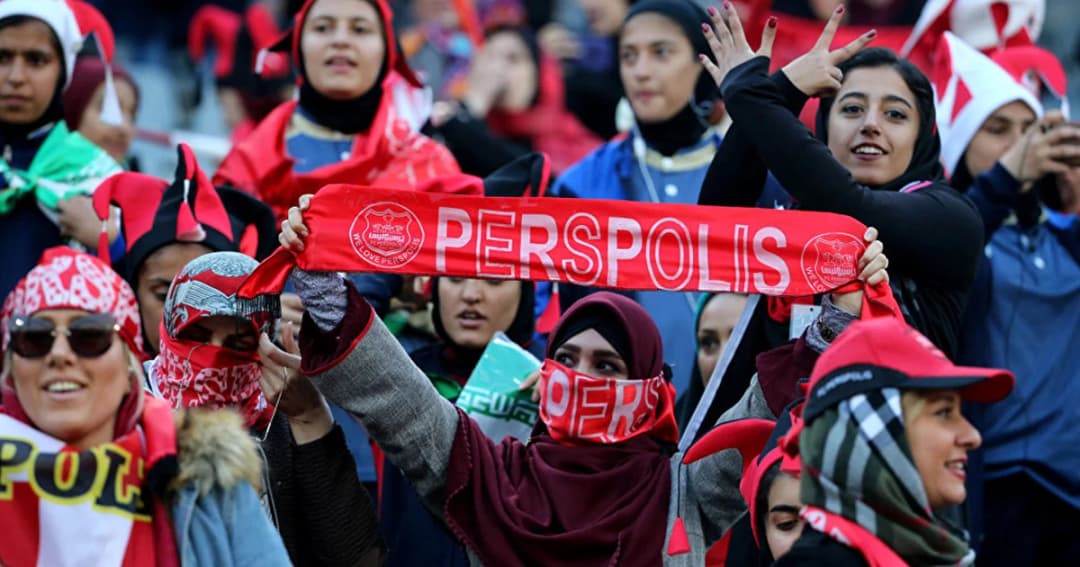 รัฐบาลอิหร่าน อนุญาตให้ผู้หญิงเข้าชมฟุตบอลที่สนามได้