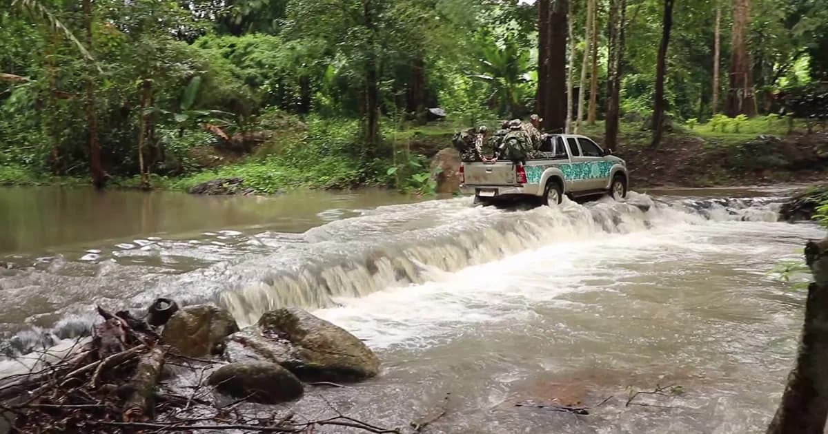 ซ่อมถนนขึ้นพะเนินทุ่ง 26 จุด แทนสร้างใหม่ จ่อให้นทท.เดินขึ้นเขาพะเนินทุ่งแทนรถยนต์