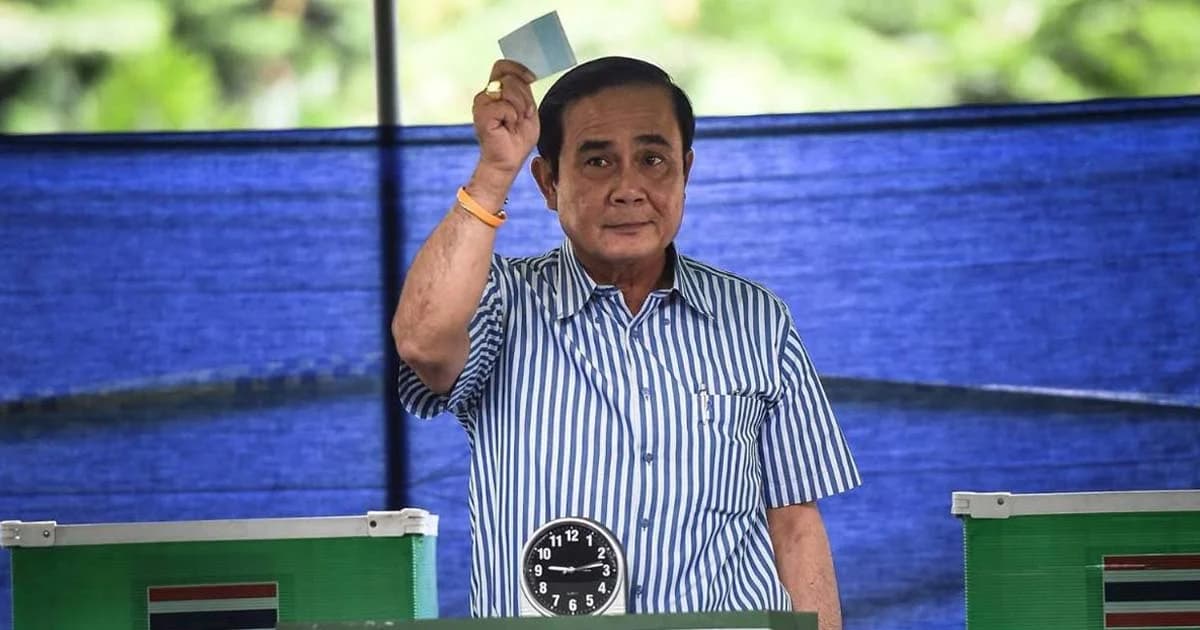 ม. 44 แก้ปัญหากกต.แบ่งเขตเลือกตั้ง-พรรคหาผู้สมัคร ส.ส.