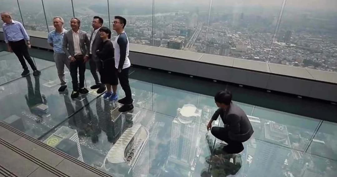 “มหานคร สกายวอร์ค” จุดชมวิวแบบ 360 องศาสูงที่สุดในประเทศไทย