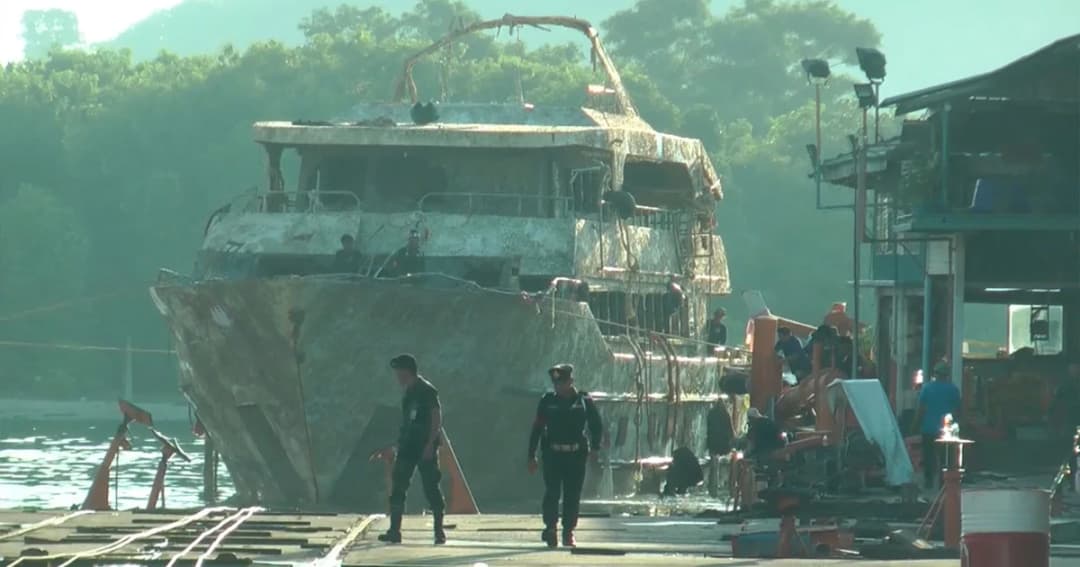 ลากเรือ “ฟินิกซ์” ถึงคาดรัตนชัยแล้ว เตรียมตรวจสอบหาสาเหตุเรือล่ม