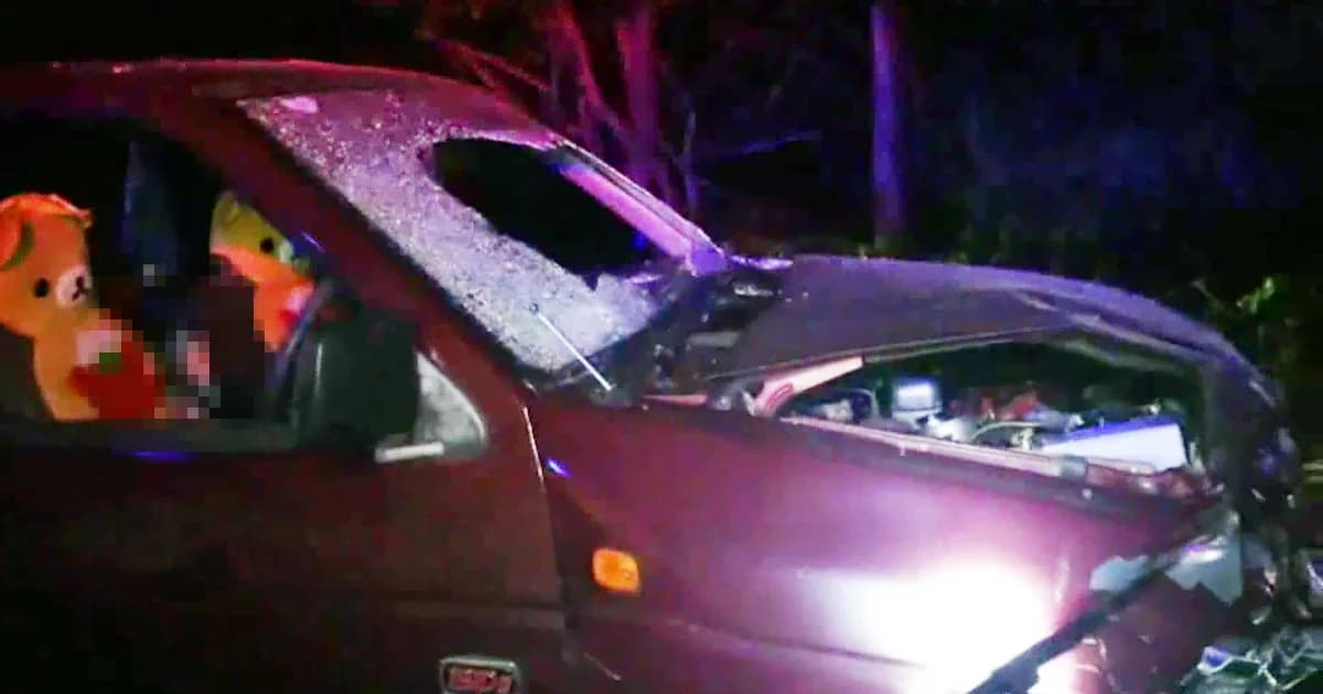 ชนระทึก! รถบรรทุกเสียหลัก พุ่งชนเก๋ง-กระบะพังยับ ดับ 1 เจ็บระนาว