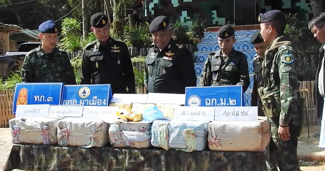 ยิงสนั่นดอยนางนอน! ทหารปะทะแก๊งค้ายา วิสามัญ 5 ศพ ยึดยาบ้า 1 ล้านเม็ด