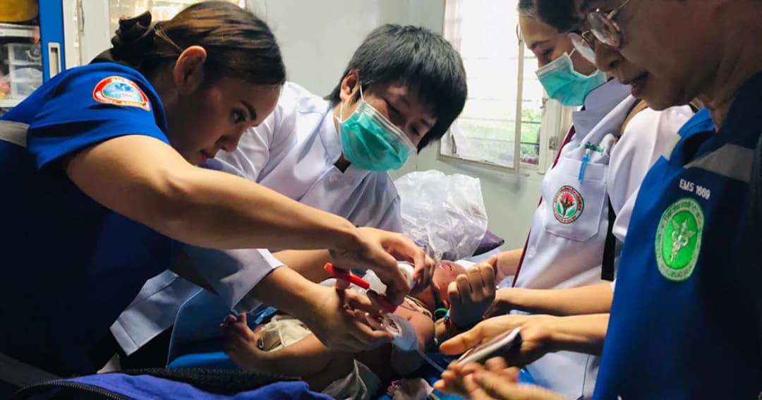 สธ.ชื่นชมทีม ‘สกายดอกเตอร์’ ช่วยชีวิต ด.ช. 3 เดือนได้อย่างปลอดภัย