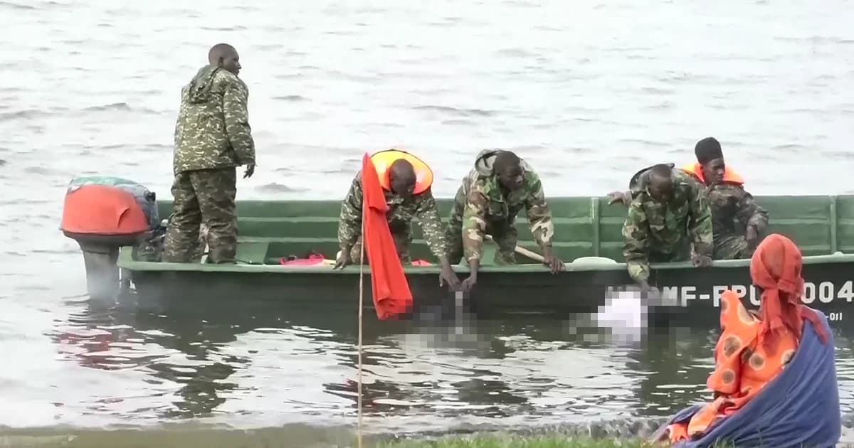 เรือสำราญยูกันดาล่มกลางทะเลสาบ ดับอย่างน้อย 31 ราย