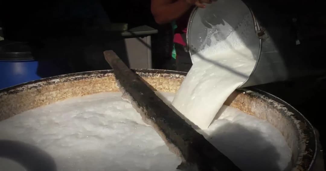 ชาวสวนยางโอด !  ราคาน้ำยางสดปรับลดเหลือ กก.ละ 30 บาท