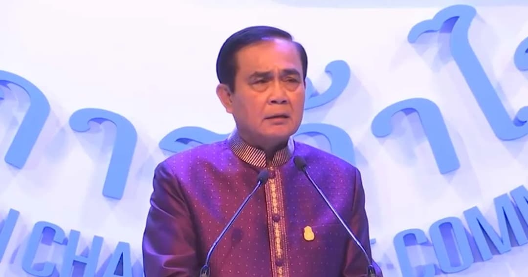 นายกฯ ชี้ยุทธศาสตร์ชาติไม่ผูกขาดตนเอง-แจกเงินบัตรคนจน ‘ไม่ใช่หาเสียง’