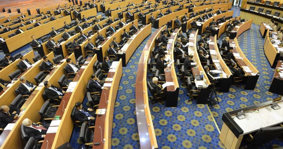 “พรเพชร” มั่นใจ สนช. เหมาะเป็น ส.ว.ได้-ยังไม่ทราบกระแส สนช. วิ่งเต้น