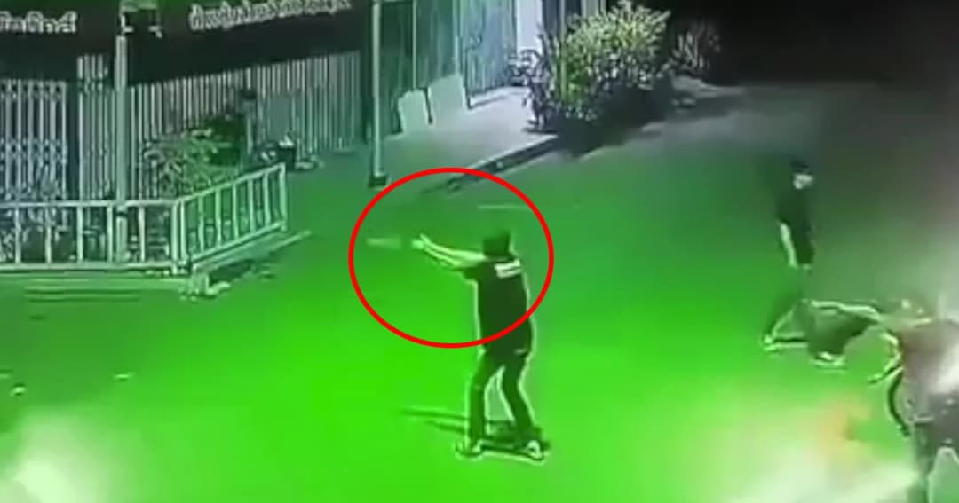 ตำรวจเร่งล่าโจ๋ยกพวกตีกัน จ่อปืนยิง-ปาหินในงานประจำปี