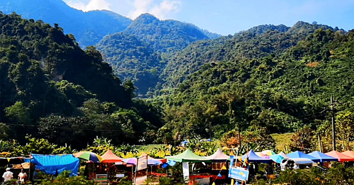 เที่ยวถ้ำหลวงคึกคัก ! เตรียมแห่ “อนุสาวรีย์จ่าแซม” อย่างยิ่งใหญ่