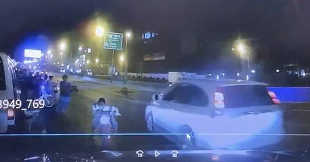 วงจรปิดชัด “ซีอาร์วี” ยิงหัว “ฟอร์จูนเนอร์” สาหัส กลางมอเตอร์เวย์