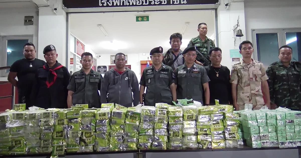 จับบิ๊กล็อต! ยึดยาไอซ์ 305 กก. เคตามีน 99 กก. ซุกโรงแรมร้างแม่อาย