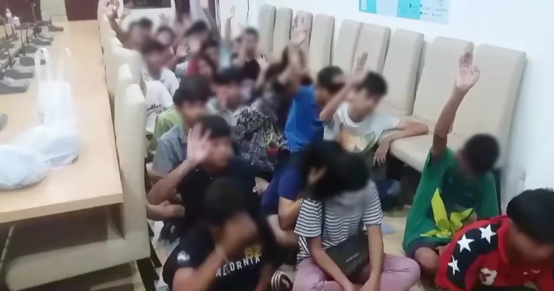 บุกรวบ 40 เยาวชน เปิดบ้านพักเมืองชลบุรี จัดปาร์ตี้มั่วสุมยาเสพติด