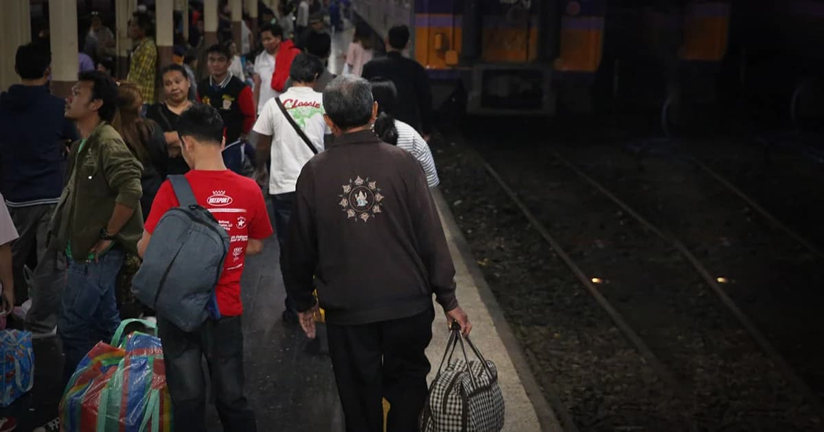 รฟท. เพิ่มตั๋วขบวนพิเศษรองรับ 8,000 คน เทศกาลปีใหม่ งดเดินรถไฟนำเที่ยว