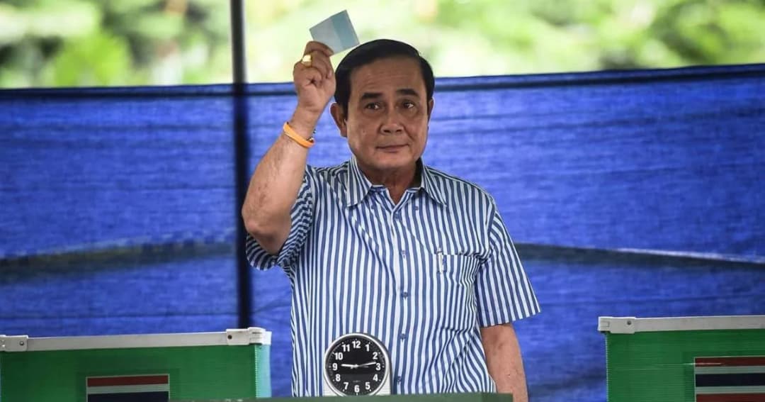 “บิ๊กตู่” ใช้ ม.44 ปลดล็อกทางการเมือง-เตรียมหาเสียงได้