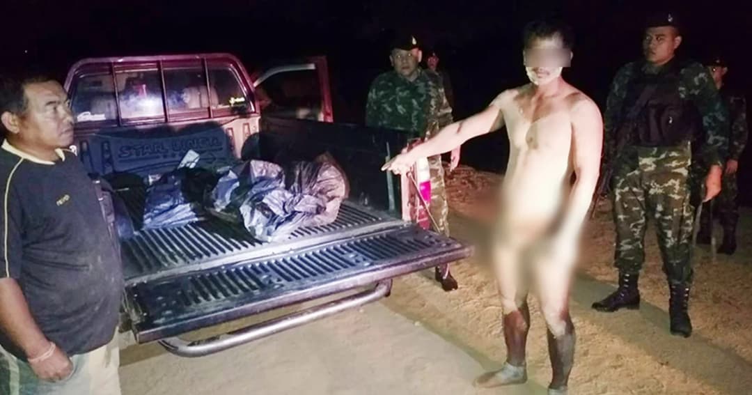 ตร.ตรวจค้นกระบะ-ไม่พบสิ่งผิด กม. จู่ๆ มีคนขนยาบ้าใส่ท้ายรถ รวบทันที 2 ราย