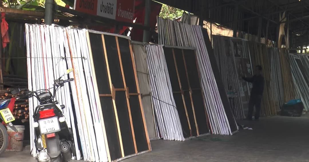 ร้านทำป้ายคึกคักเร่งงานเตรียมเลือกตั้ง