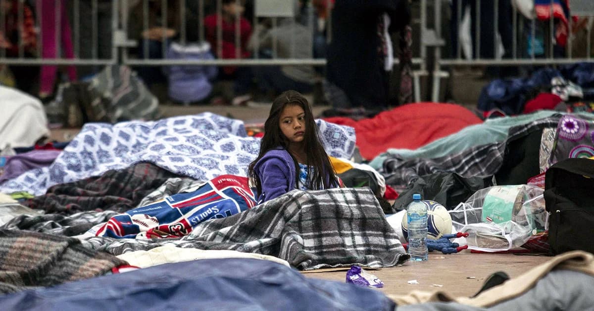 เด็กหญิงกัวเตมาลา 7 ขวบ ขาดน้ำเสียชีวิต ระหว่างถูกกักตัวในค่ายผู้อพยพ