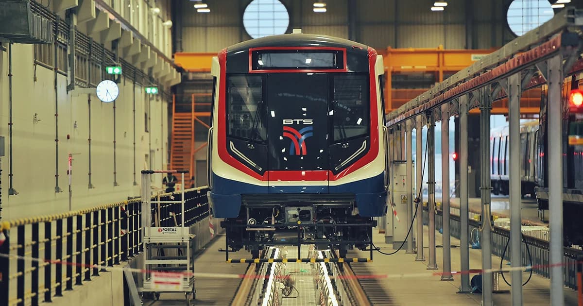 ปชช.แห่ใช้รถไฟฟ้าสายสีเขียว วันละเกือบ 7 หมื่นคน