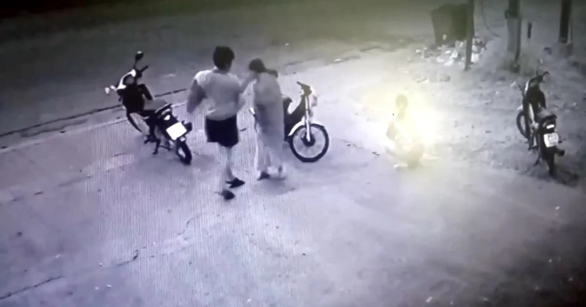 ล่าเด็ก 17 ปี ตบป้าวัย 60 ก่อนพบสภาพสาหัสและเสียชีวิต